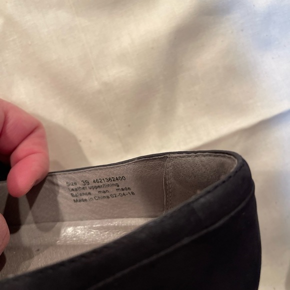 Super comfortable black Dansko Mary Janes - Picture 4 of 4